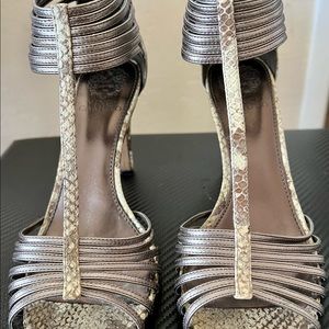 Vince Camuto Sarea Leather Heels